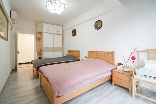250㎡新中式別墅，室內(nèi)溫馨，后院融合自然環(huán)境